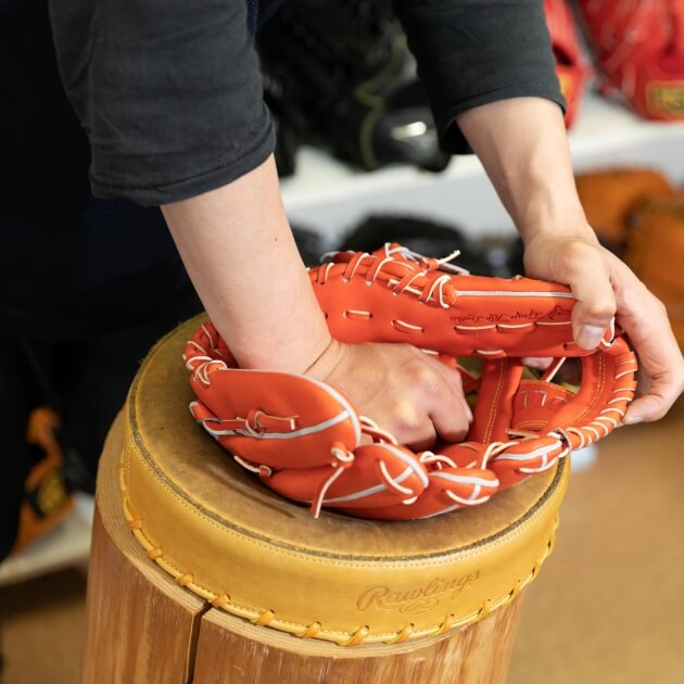 硬さも自由自在のグローブ型付け